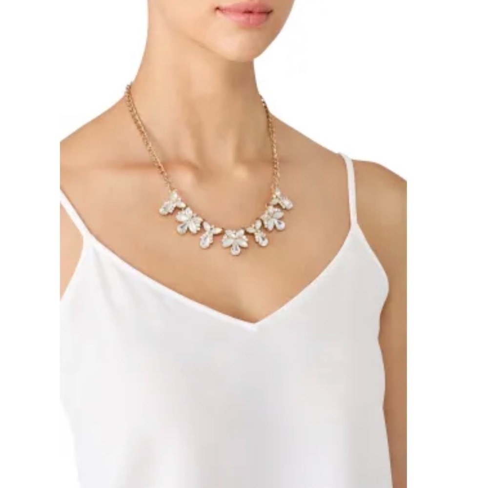 Slate & Willow Crystal Floral Necklace